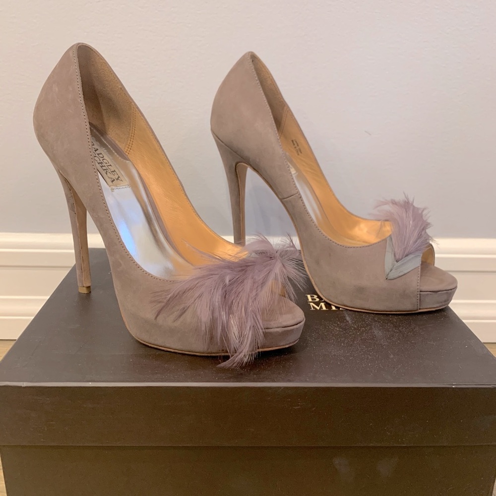 Badgley Mischka Grey Ginnie Feather Platforms